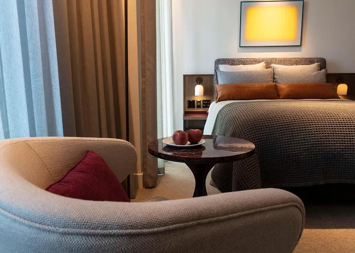 Chambre Accessible aux Personnes à Mobilité Réduite Lit Queen-Size